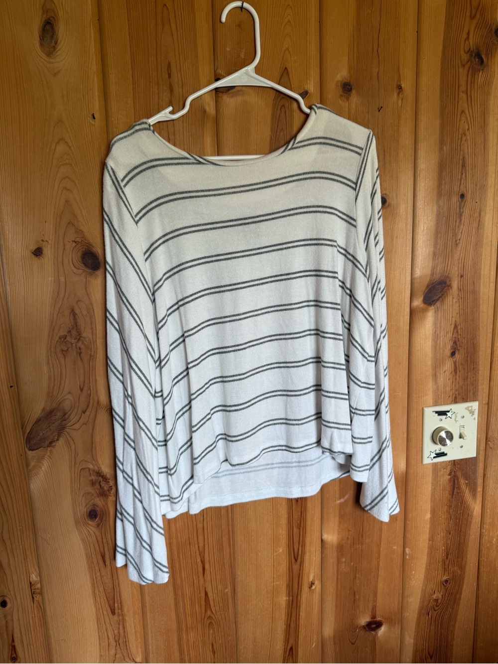 bobeau Cream and Gray Striped Long-Sleeve Top